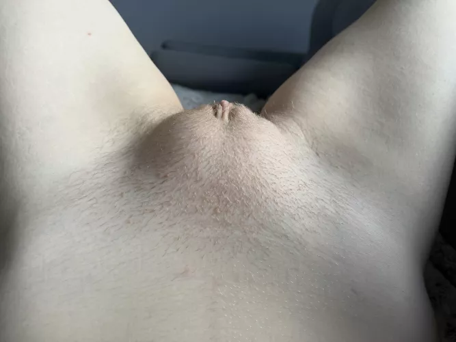 I see this beautiful hill every day as soon as I get out of bed 😏