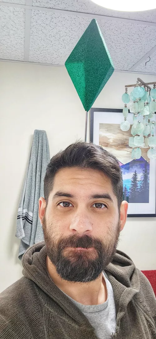 I'm a sim for Halloween (ignore the windchime.)