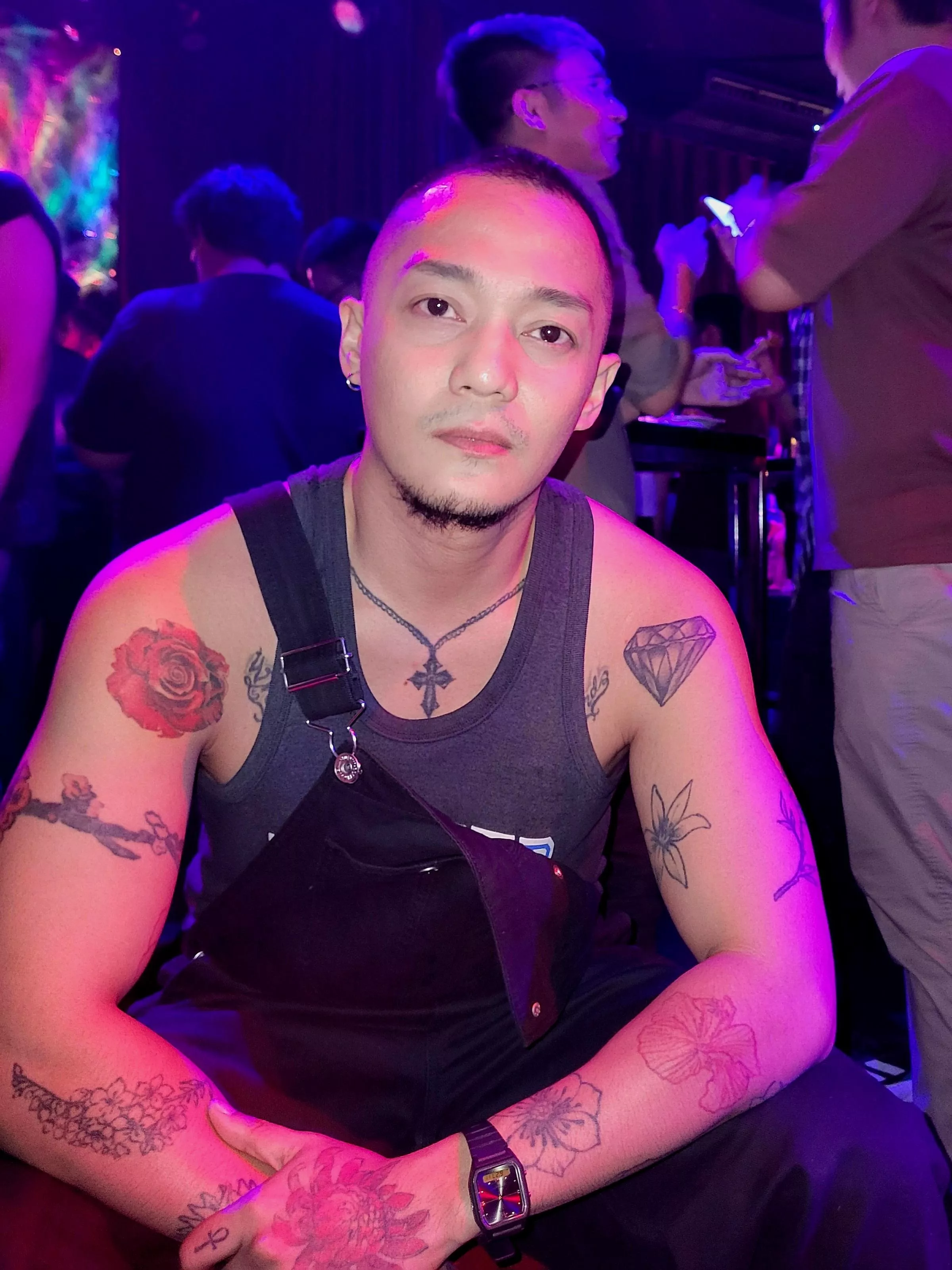 Just a 35 yr old dude trying to fit in a gen Z crowd 😁