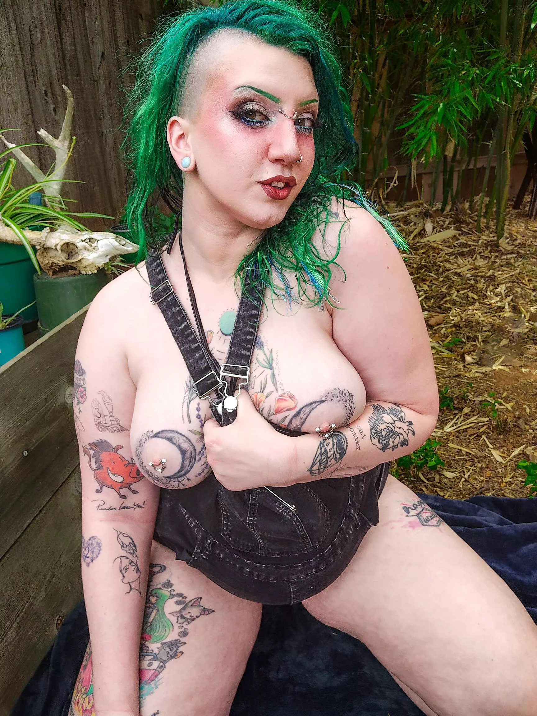 let's give em a show!