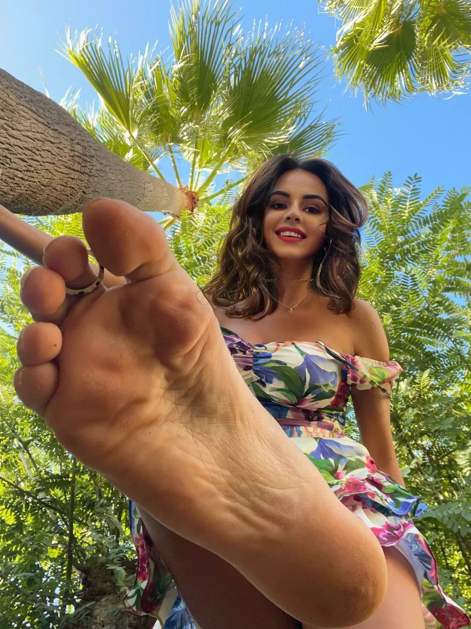 Make Mommy's feet happy with your tongue