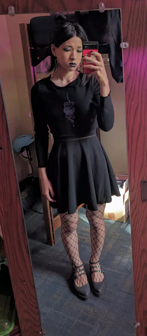 Noone wants to take me out for Halloween :(