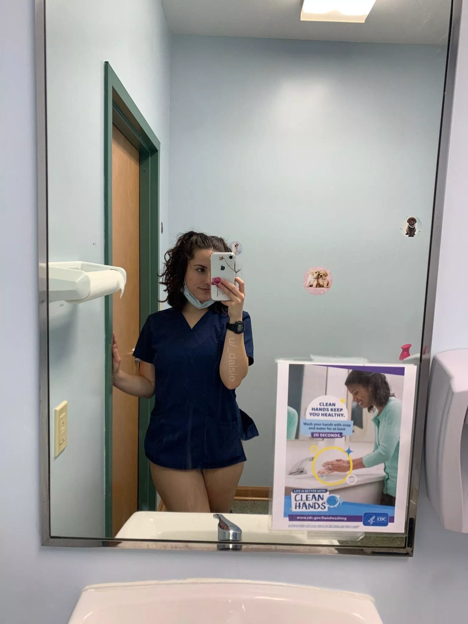 say meow if you'd lick this vet tech's kitty🐱