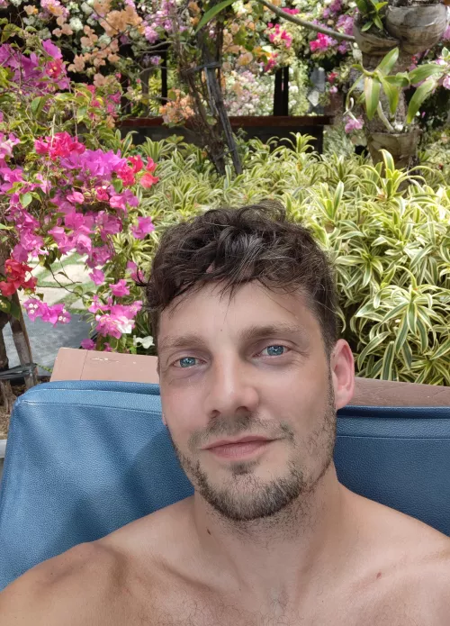 Sending love to you all from Bali ♥️