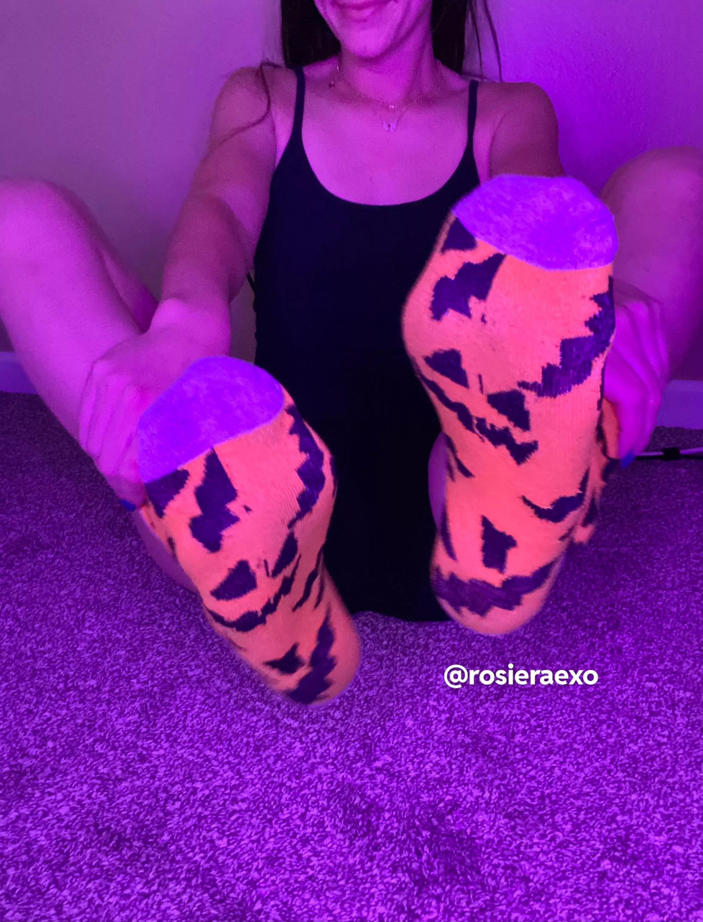 Spooky socks in your face [F]
