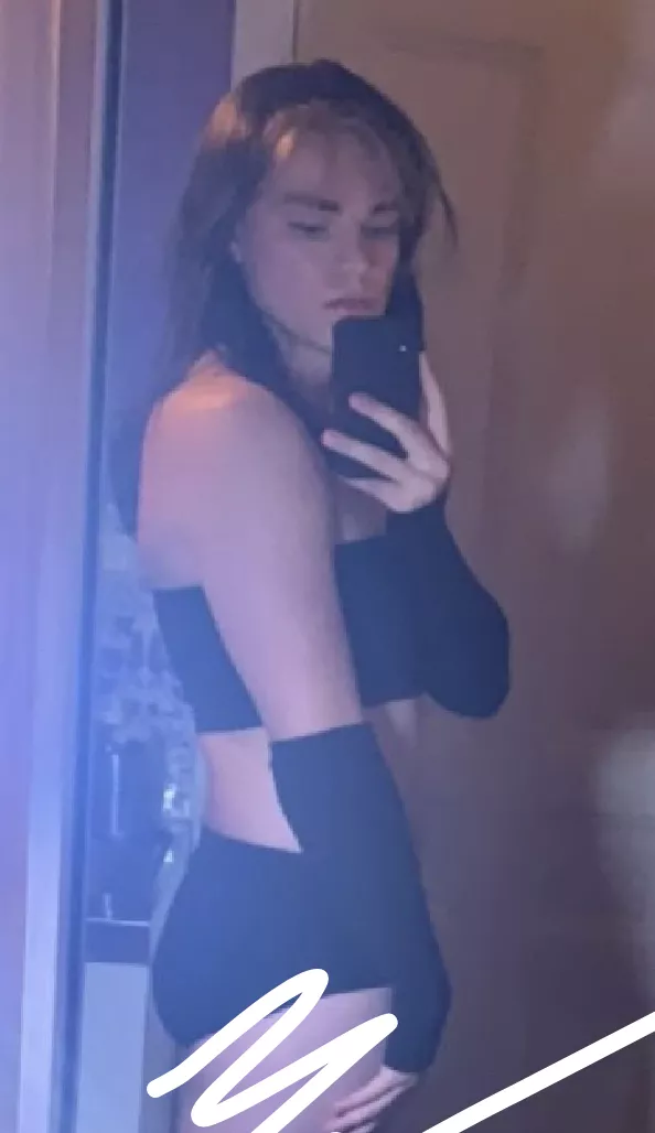 What do you think about this fit? :,,)