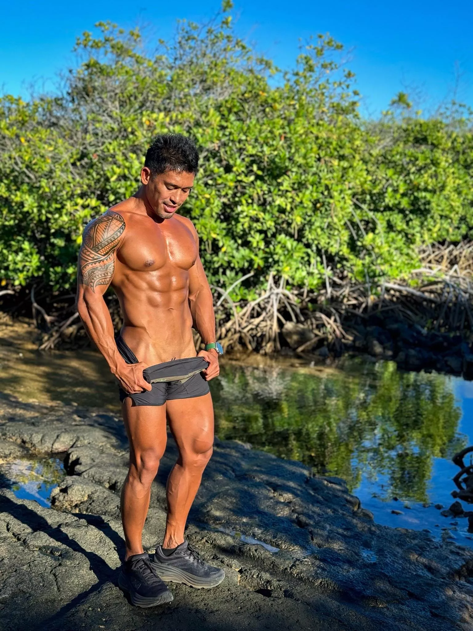 What’s the best way to get rid of Tanlines? Put it down?