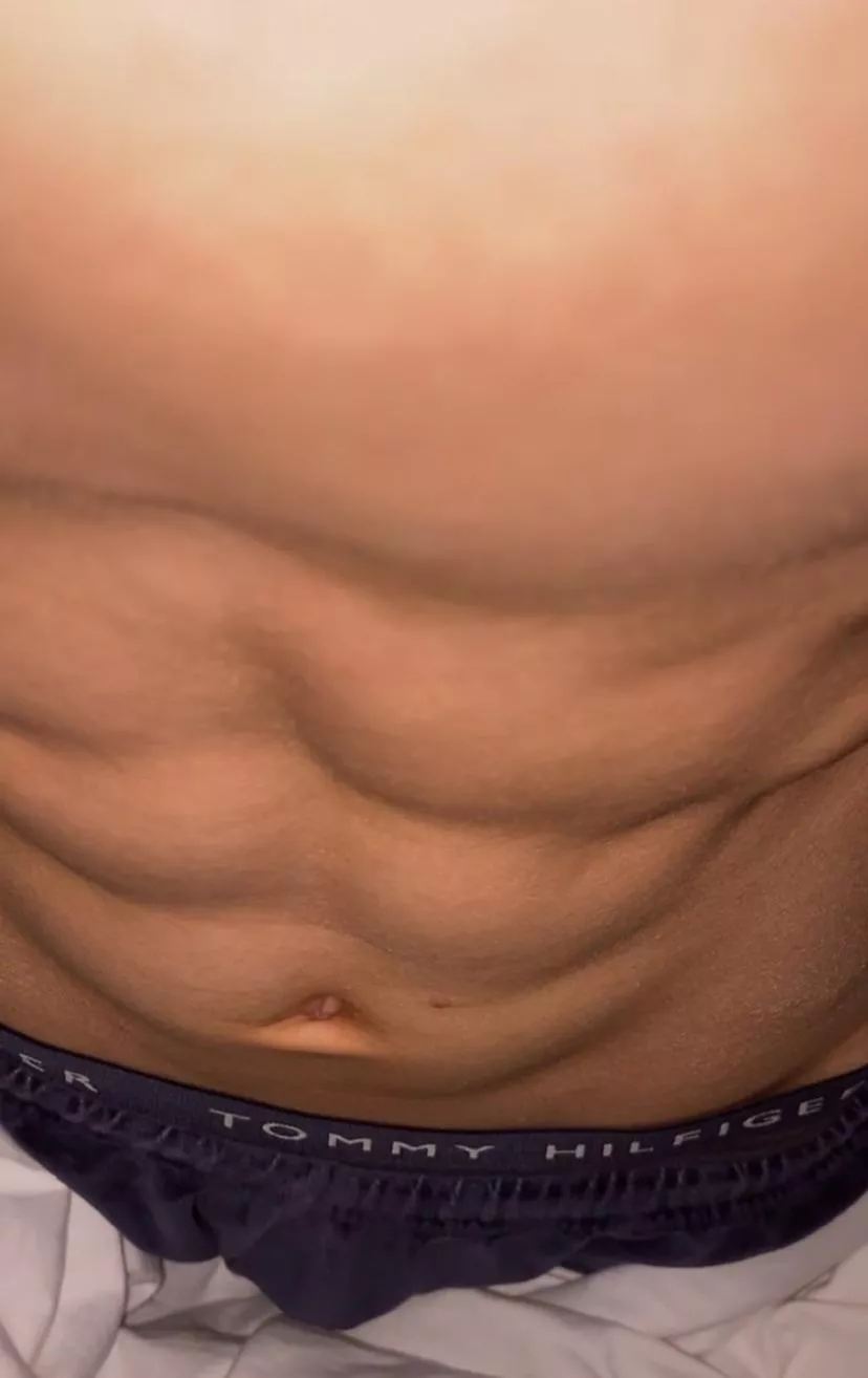 18 @orbxtx | send asl and pic on add +smooth +fit