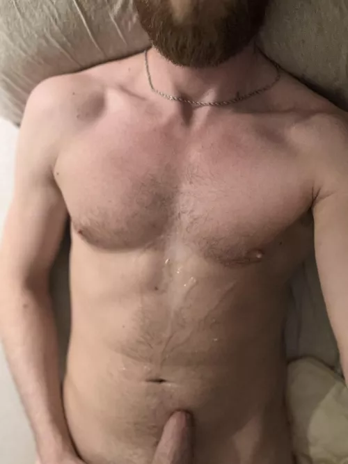[40] Dad made a mess again… who’s gonna help me clean up?