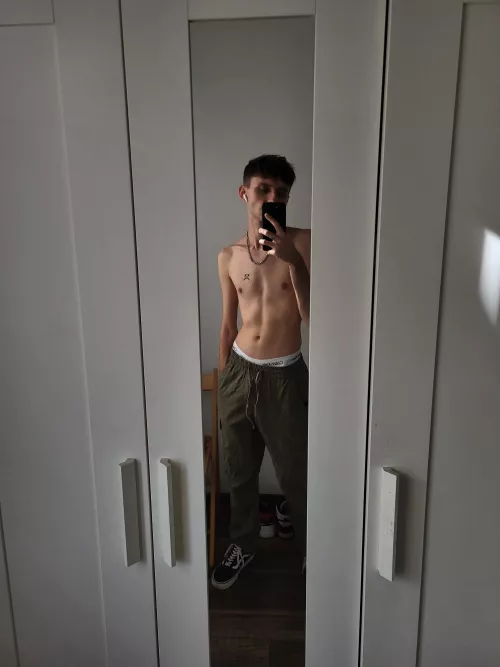 any terraria/paradox enjoyers? :)