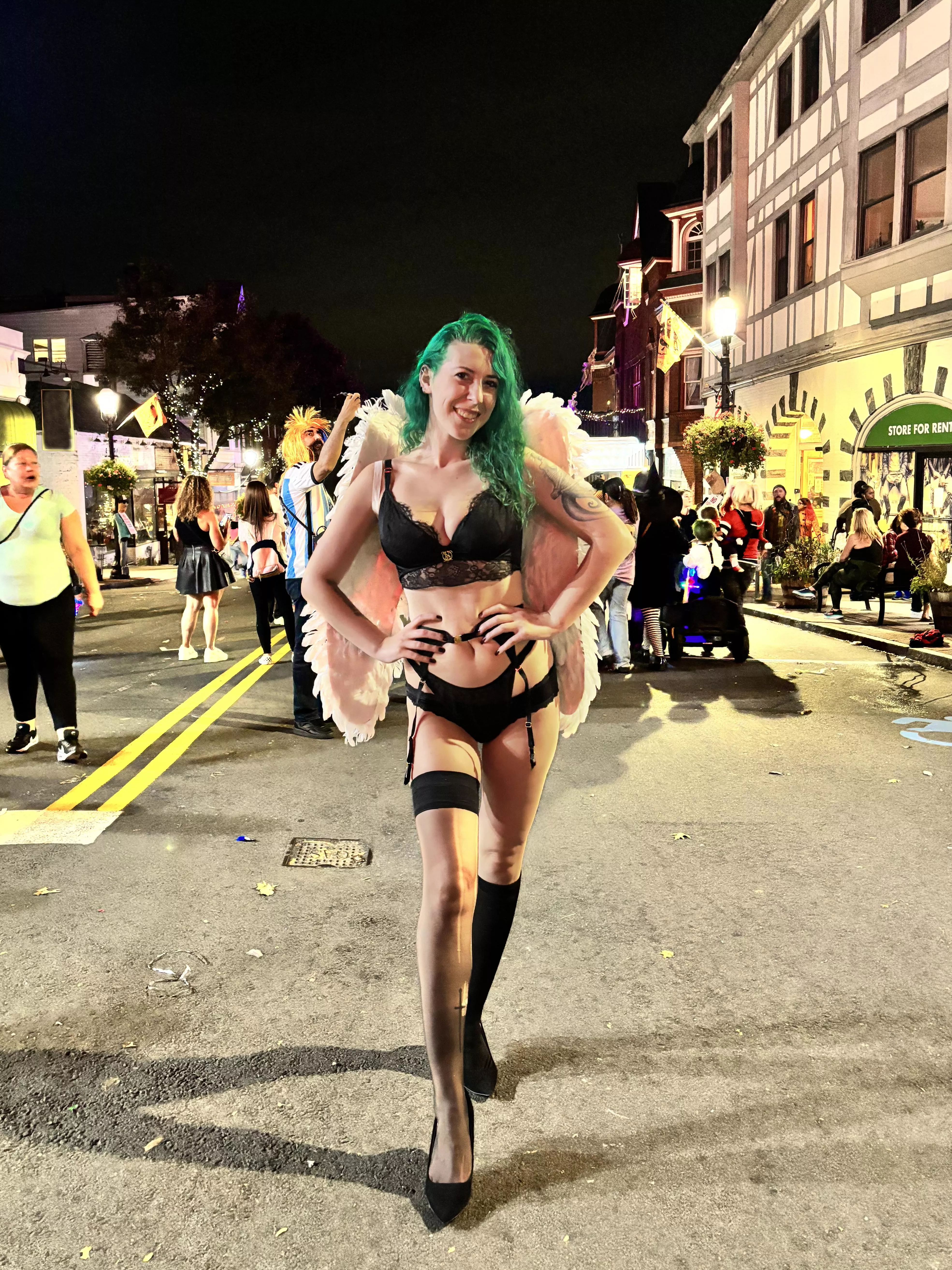 Classy Victoria's Secret Angel