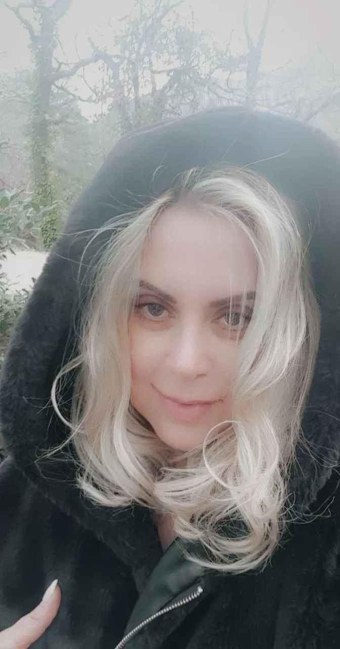 Do I look a fairy in these woods?