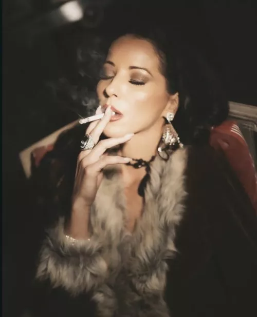 Elegant but addicted