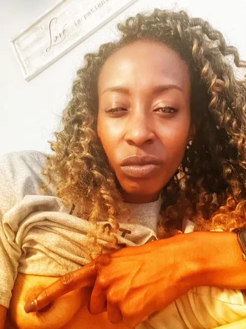 I don’t want to leave my bed today…come join me