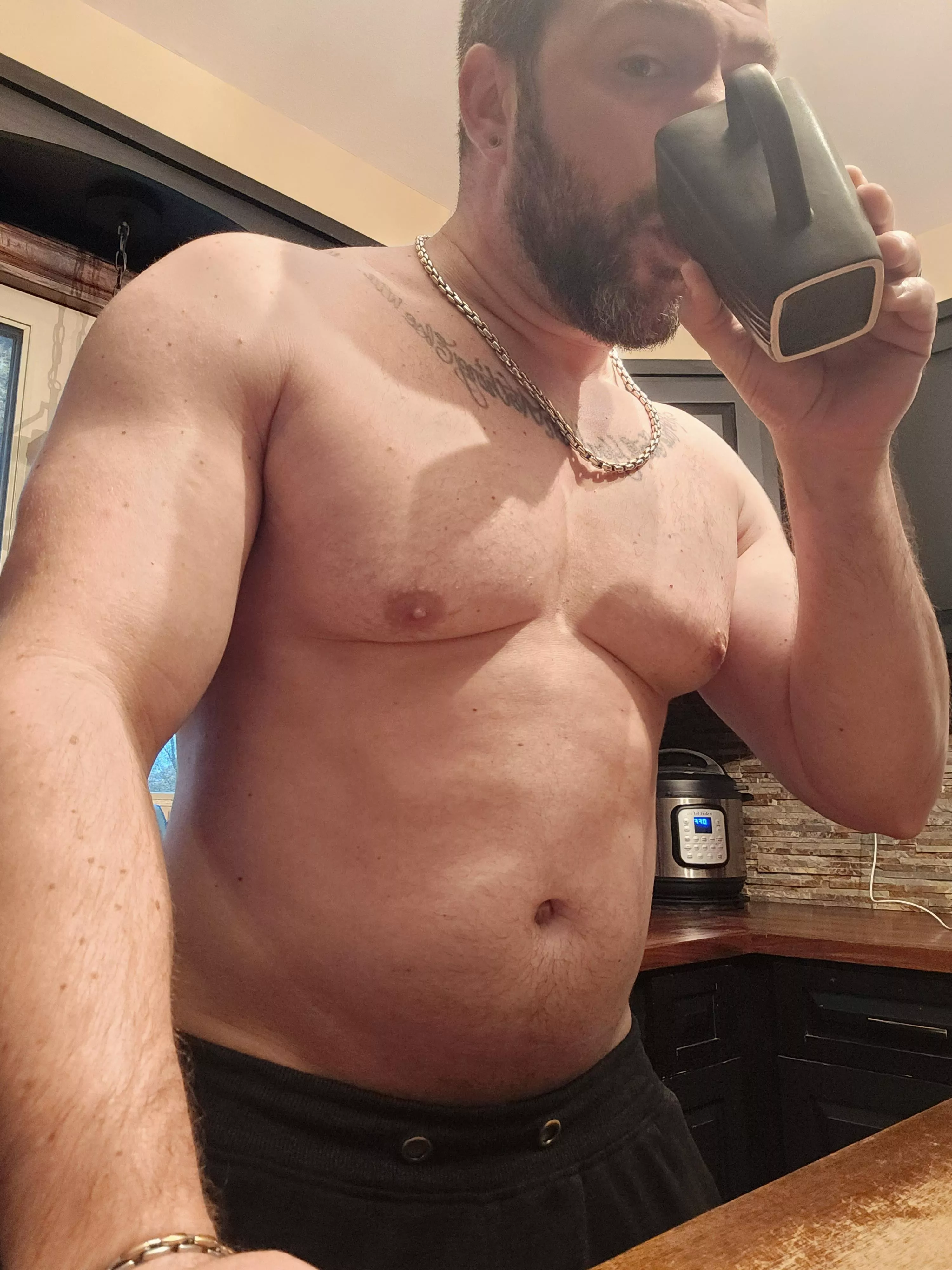 I guess I was a little bit of a hit yesterday?? Anyway, good morning!