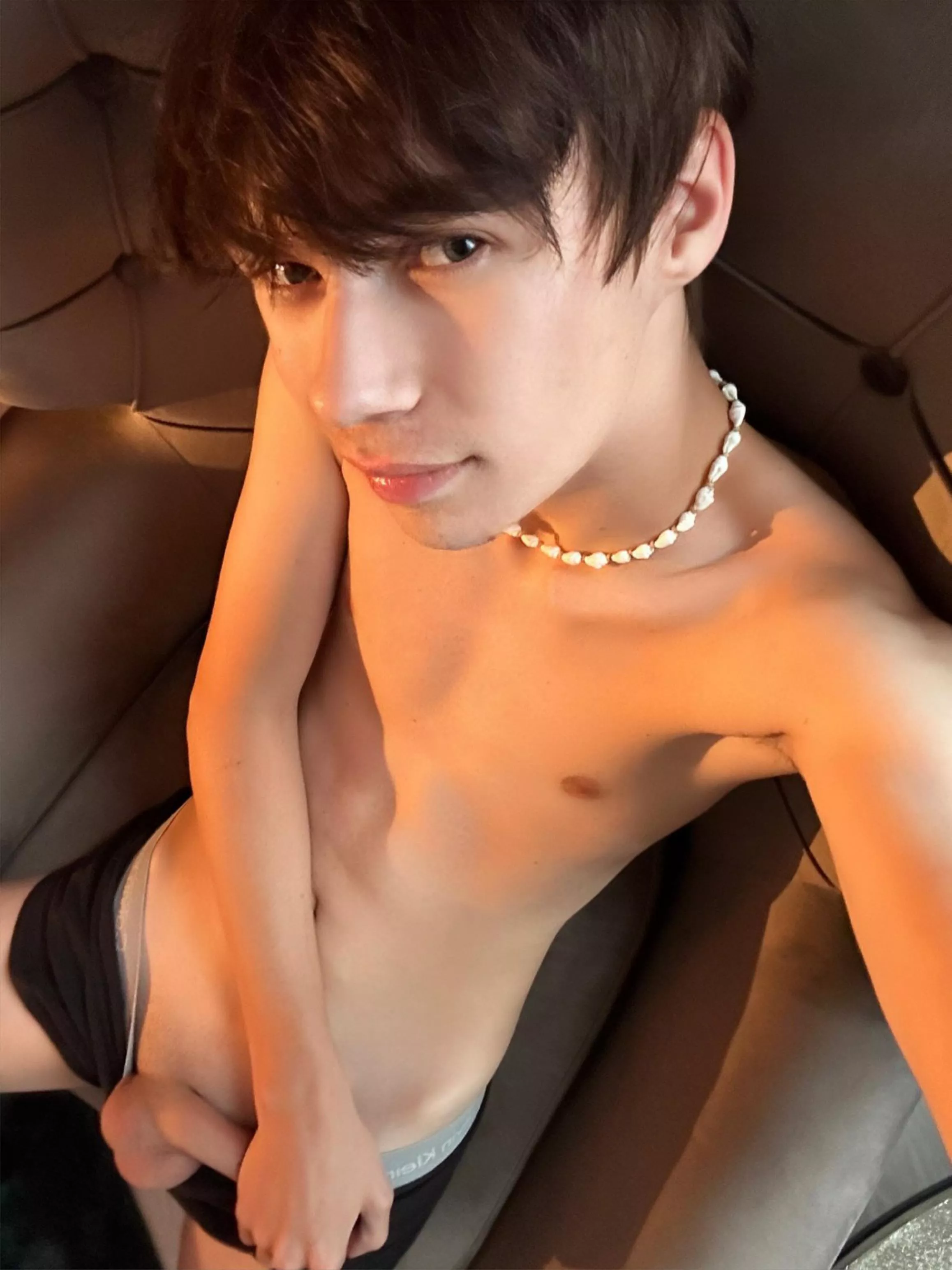 If I sent you nudes would you jerk off to them?