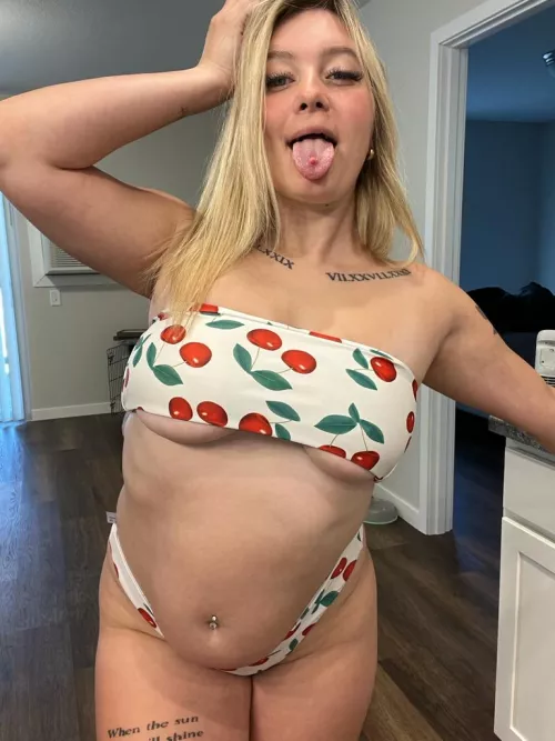 kinda shy because of my size but oh well