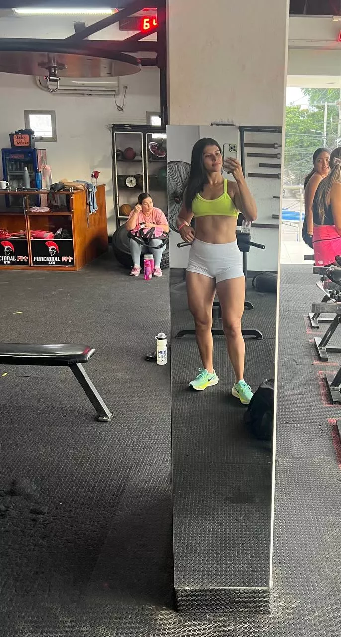 Muscles in progress, and so is my selfie collection