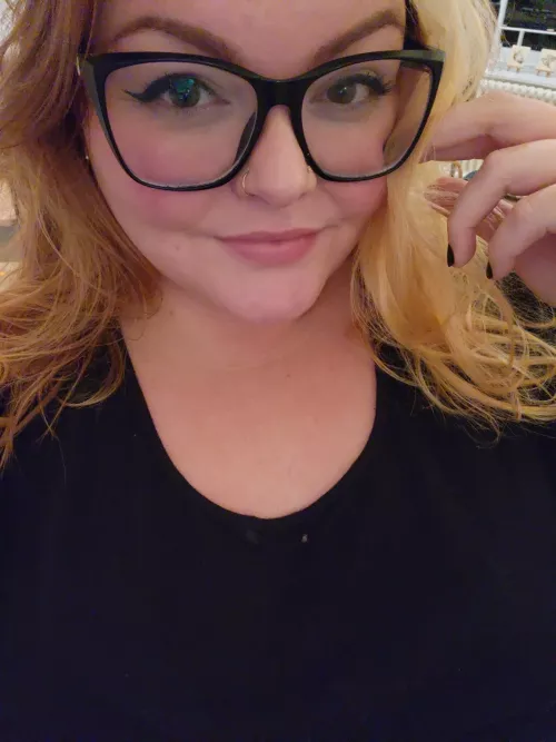 My pink cheeks are a dead give away for the thoughts in my head ☺️