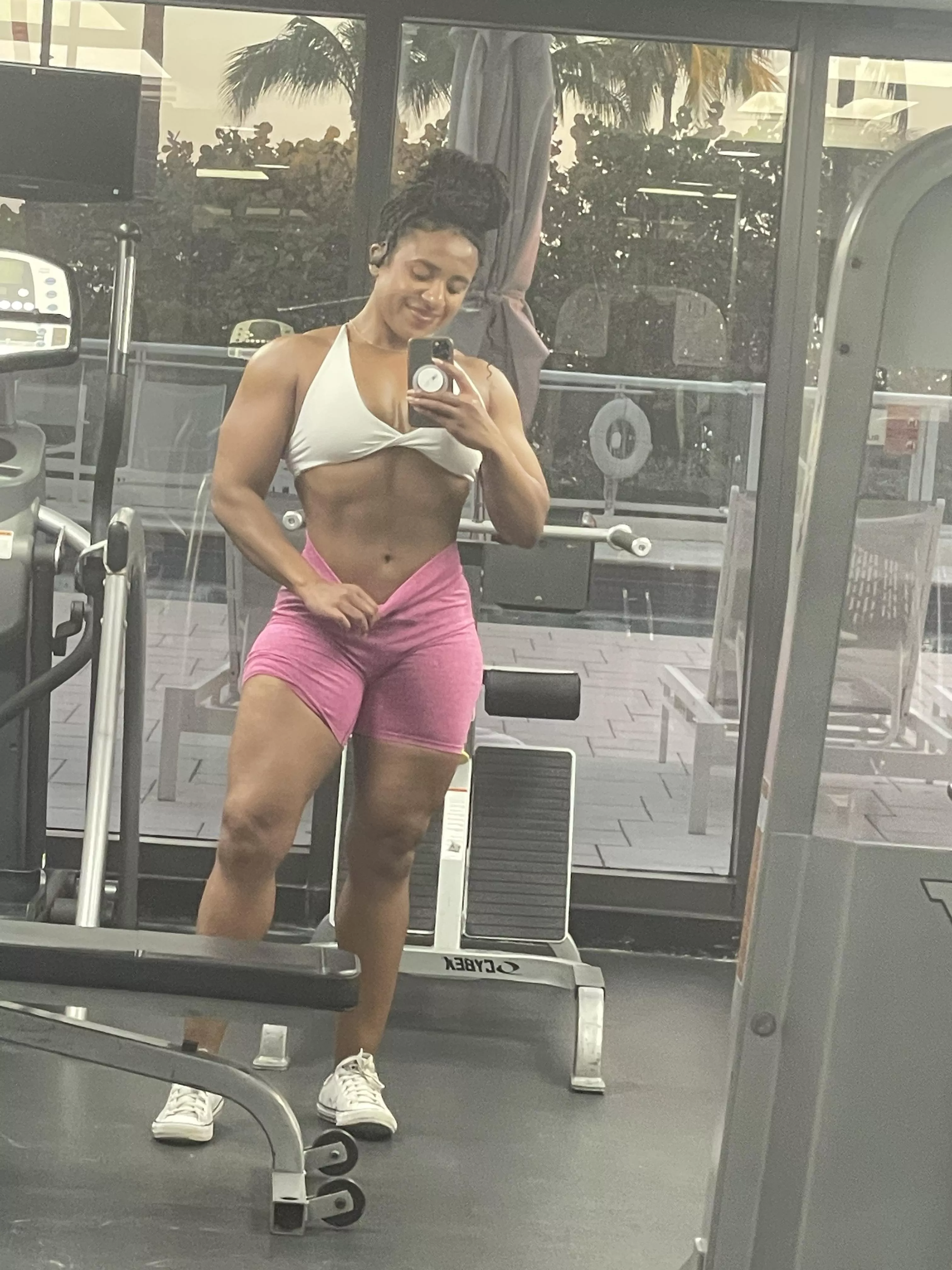 This is the best 162lbs thickfit I’ve ever built. I’m 5’2” for reference.