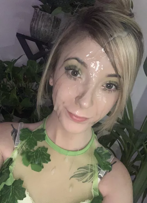 Tinkerbell got a huge facial 💦✨