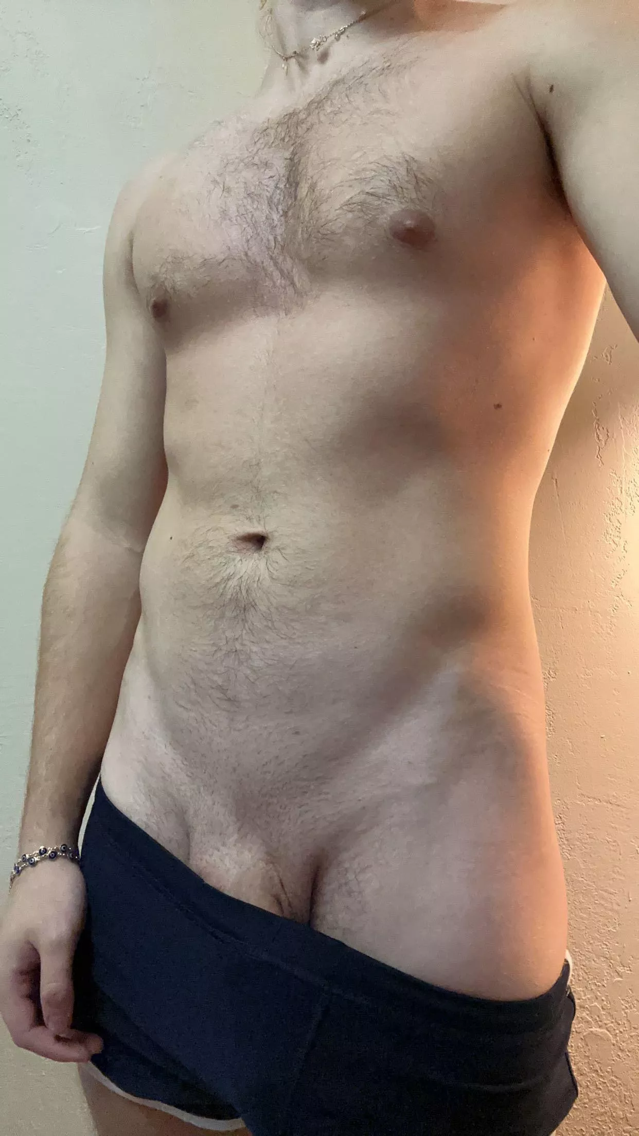 be honest do you guys like my body?
