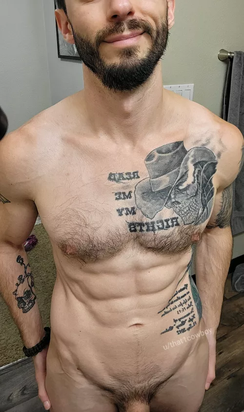 Hard candy or soft? I'm just here to be eye candy, myself 😉