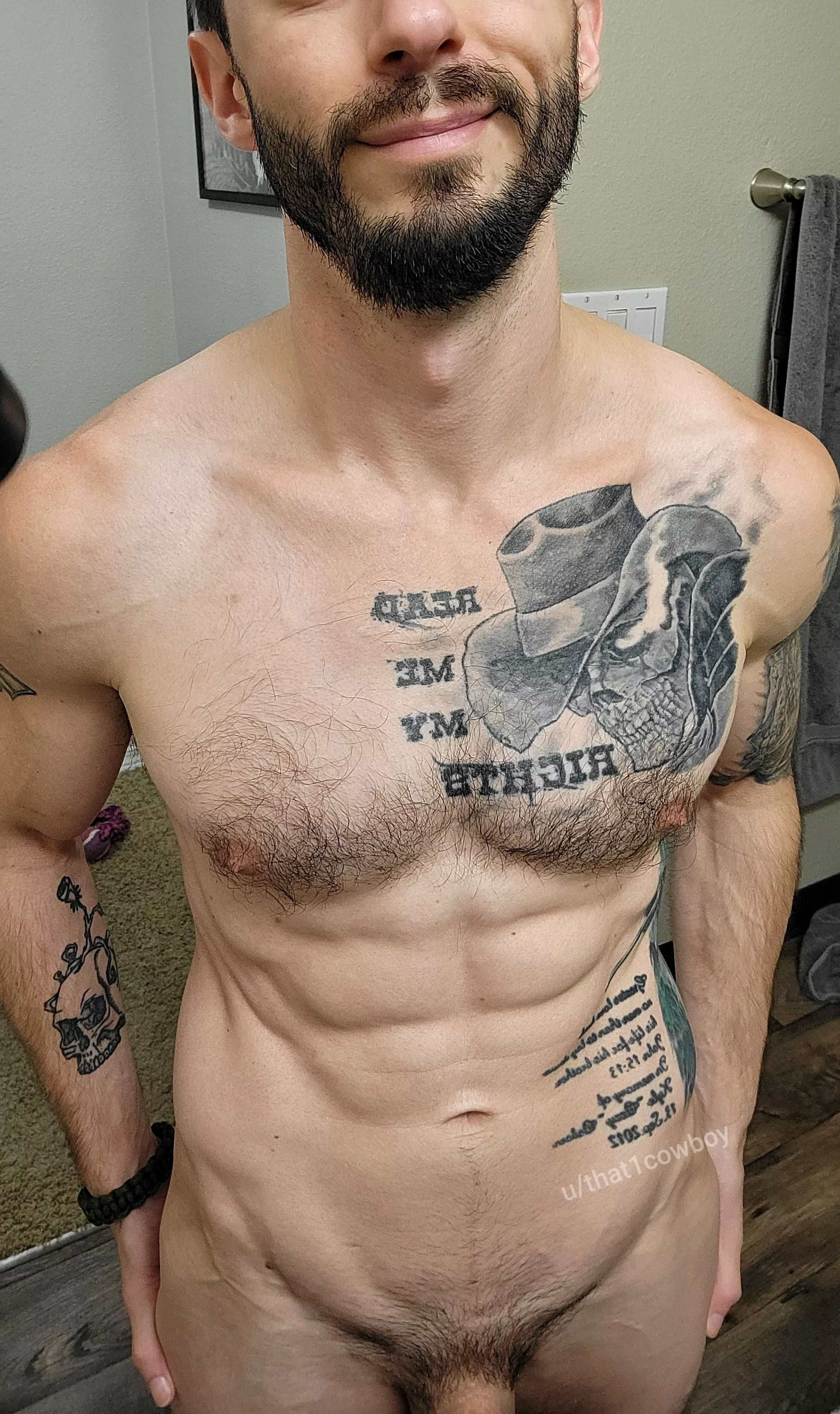 Hard candy or soft? I'm just here to be eye candy, myself 😉