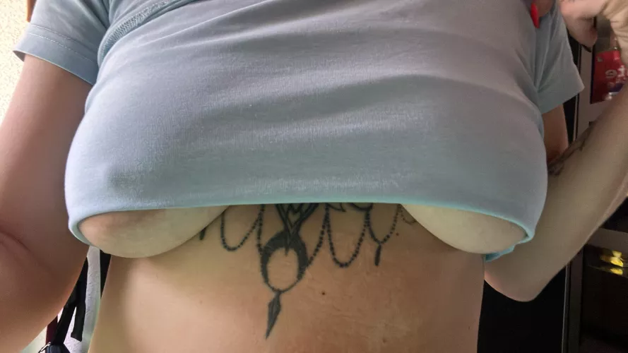 i am married, but i love walking around like this