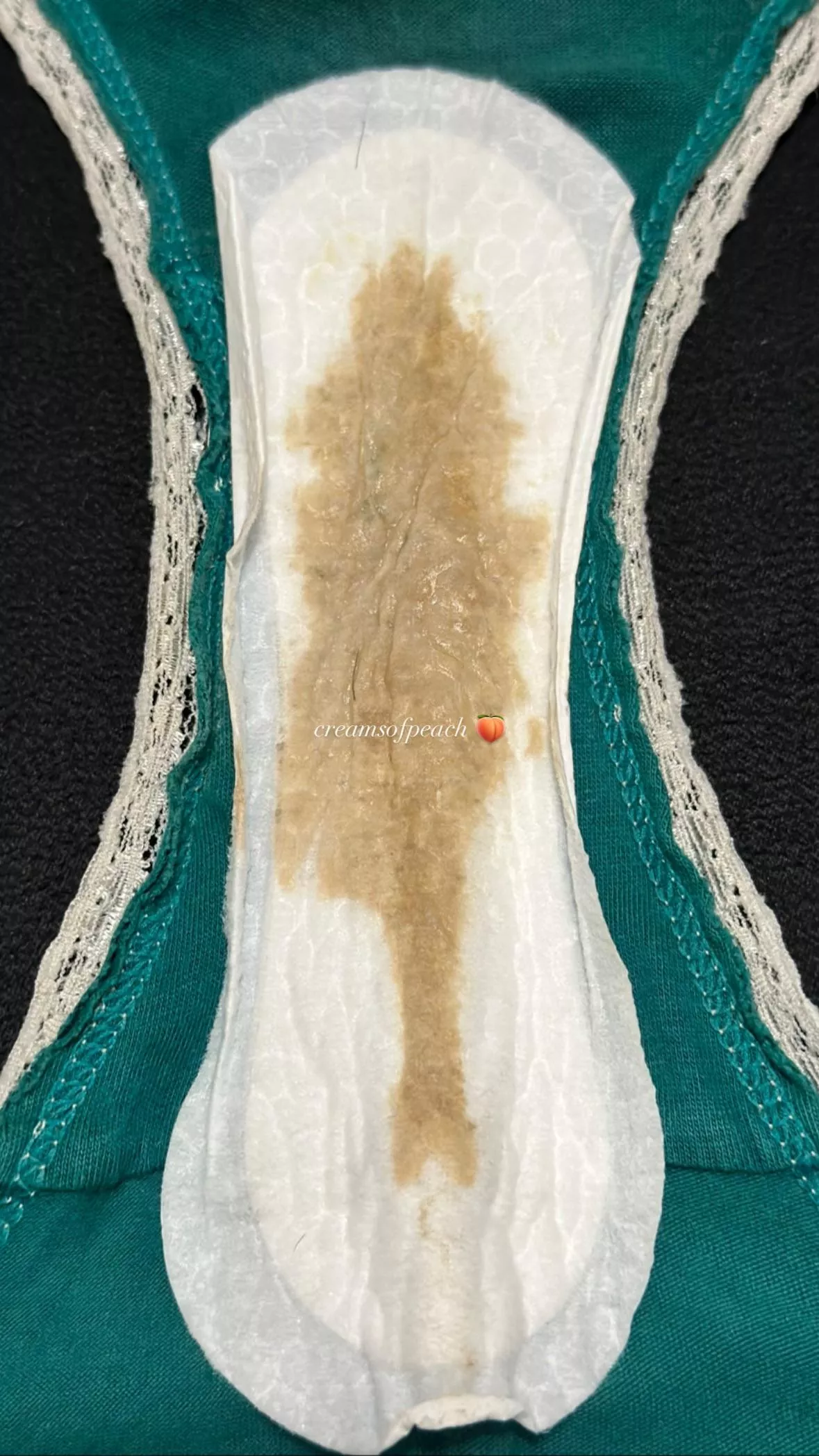 If only you could get a sniff of this liner soaked with my juices. Who likes it extra fragrant and musky?