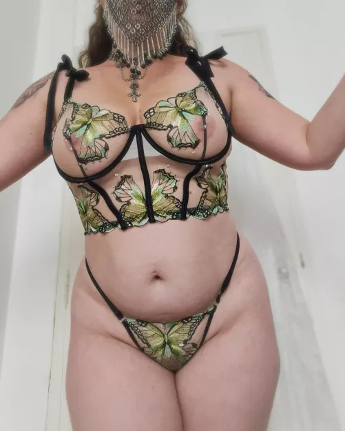 Pretty fairy lingerie for you to take off...