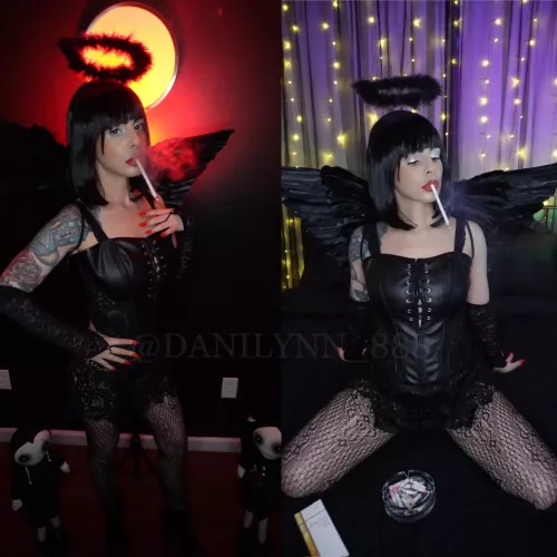 Smokey Angel of Darkness… Keeper of your soul 💨🖤🪽