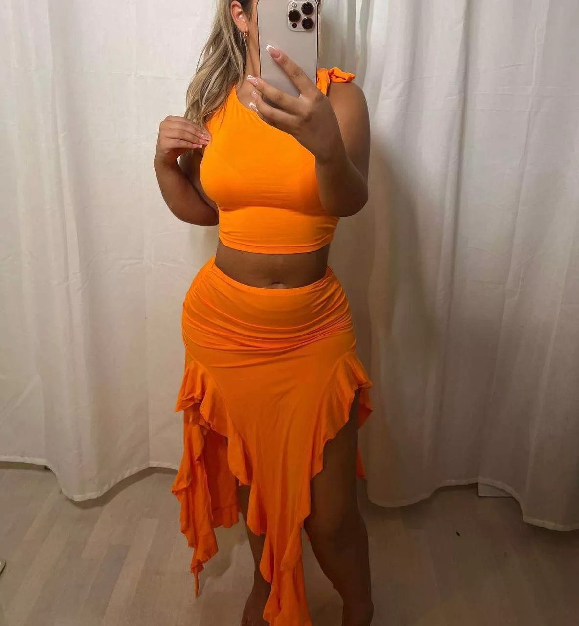 Vem vill se mitt ansikte😘🔥