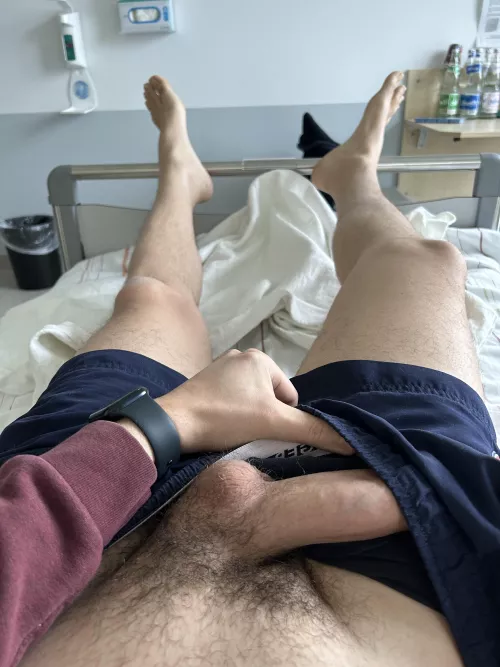 28, hung and fit. Risky jerk off in the hospital. Watch me cum. Hmu with age and pic: lucasevil96
