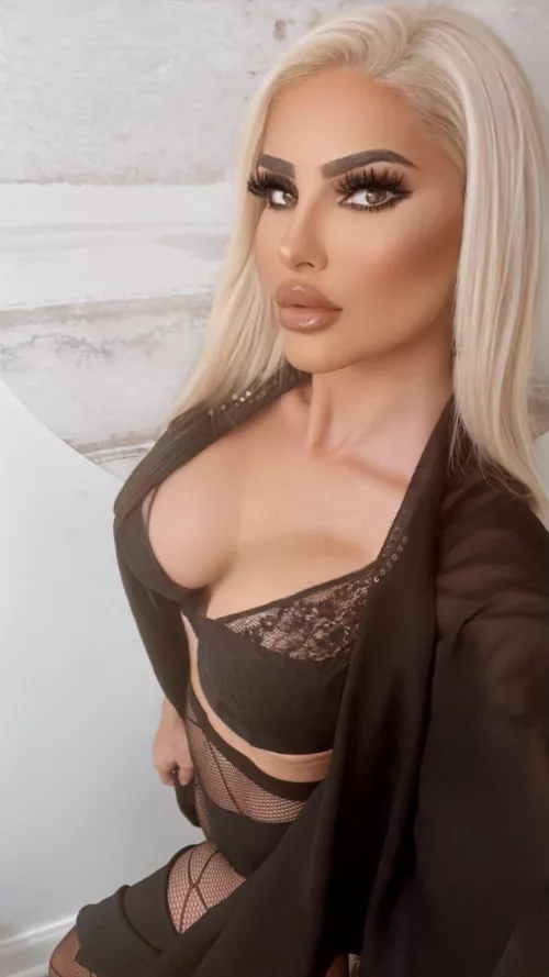 Are you ready to serve your Goddess? 😈