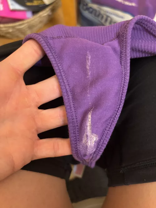 Been wearing them all day, they dried quick 🤣