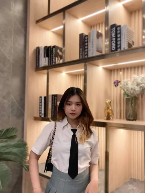 do you like me in my school uniform <3