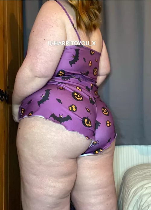 Do you like my Halloween PJs?