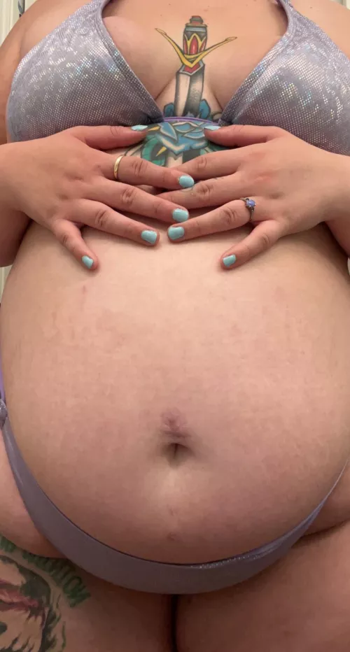 How do you feel about pregnant women in bikinis? 👙