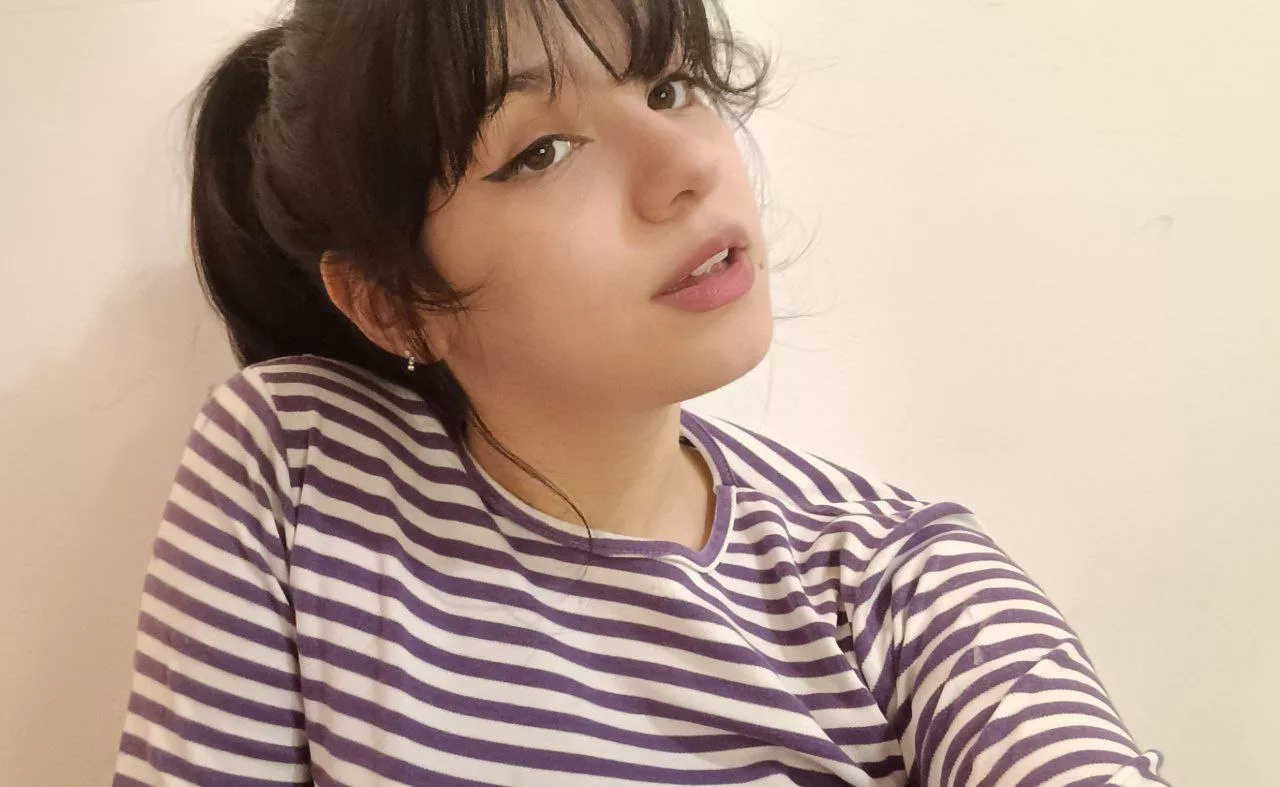 I wear lashes this time do it fits or not?