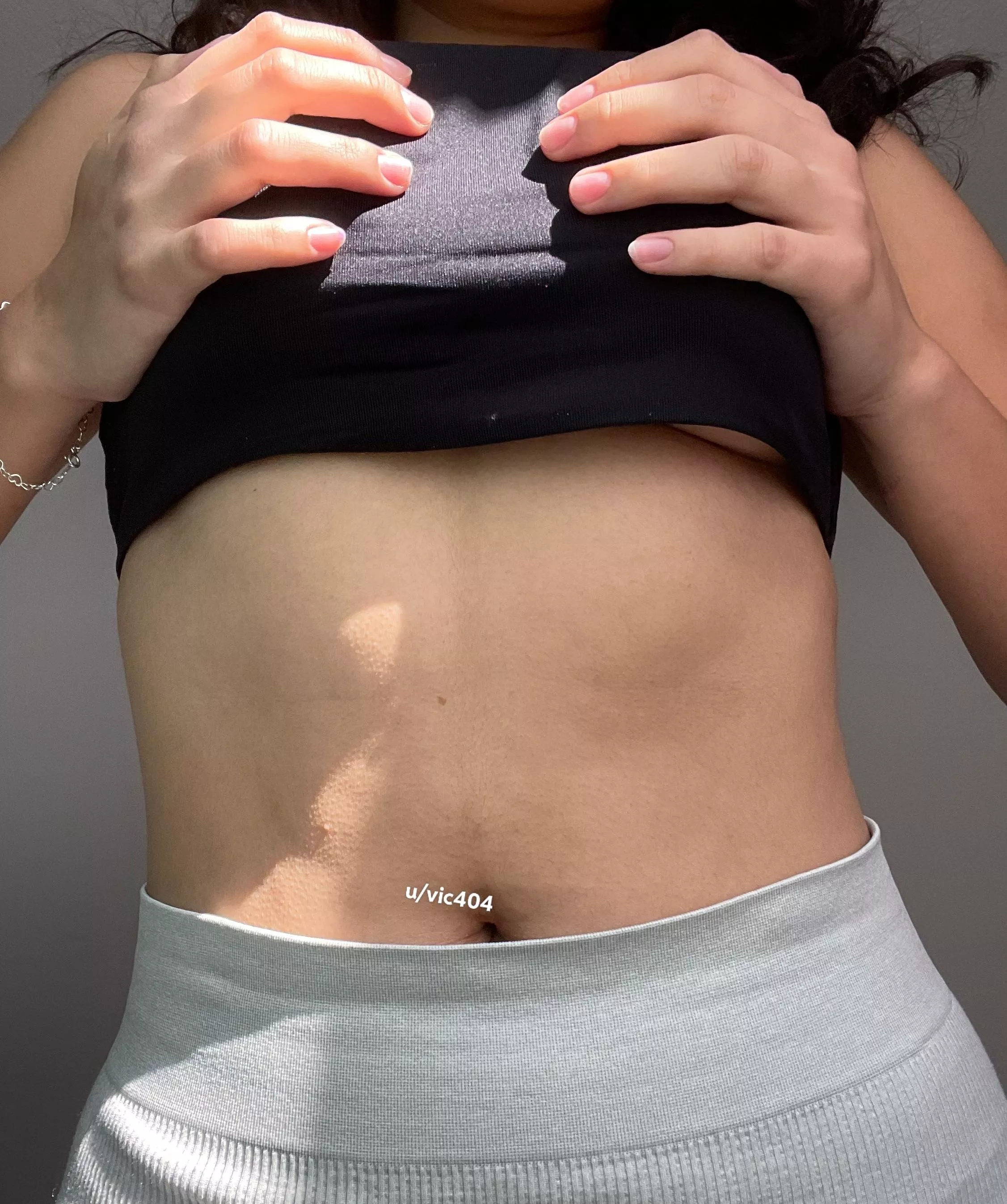 In love with the lighting in this pic :) 19[f]