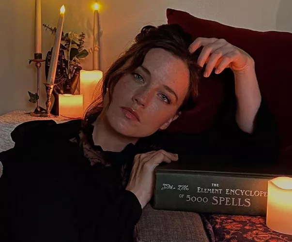 Kendra Leigh Timmins