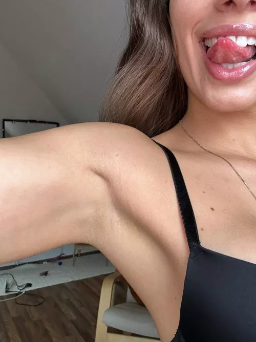 My armpit is looking for someone who will love it