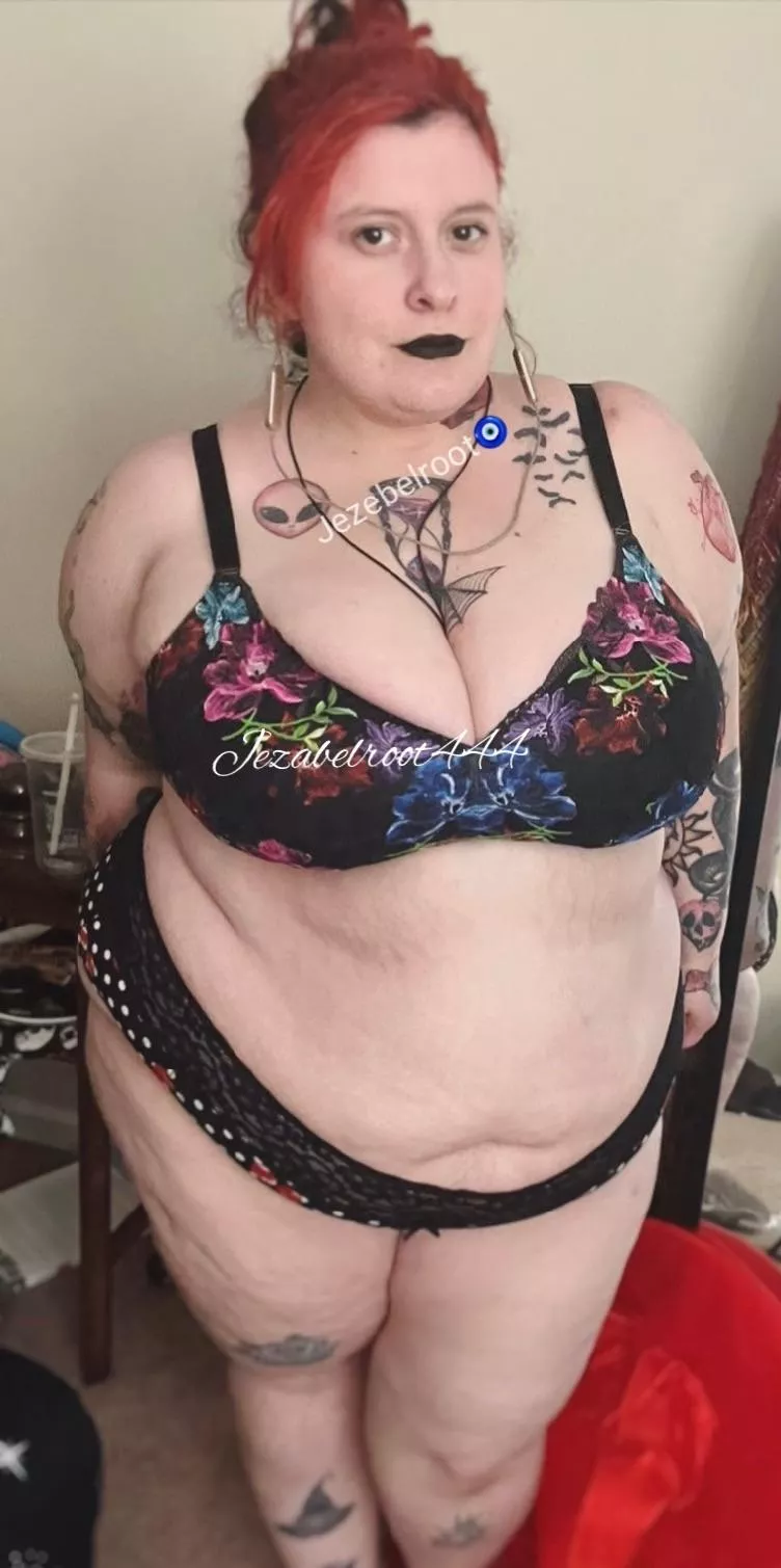 My tits need a big squeeze. Any takers ?