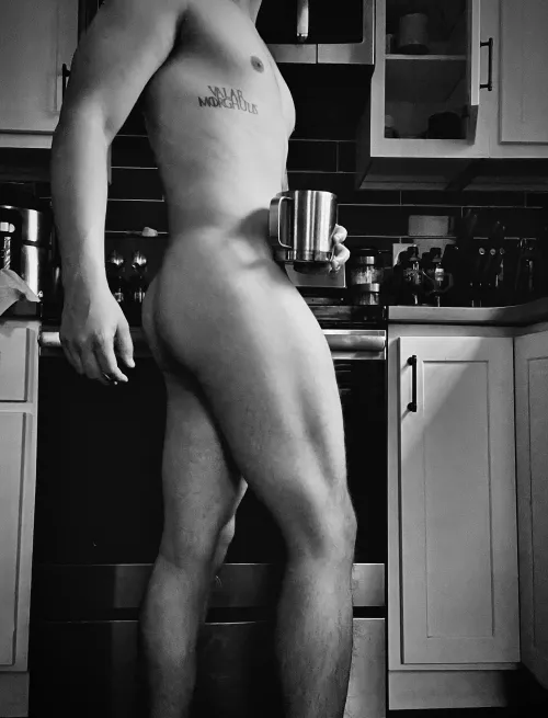 Service sub in the kitchen, waiting for your order 🖤