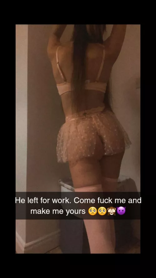 Simple yet effective way to get me to come over and fuck her behind her boyfriend back