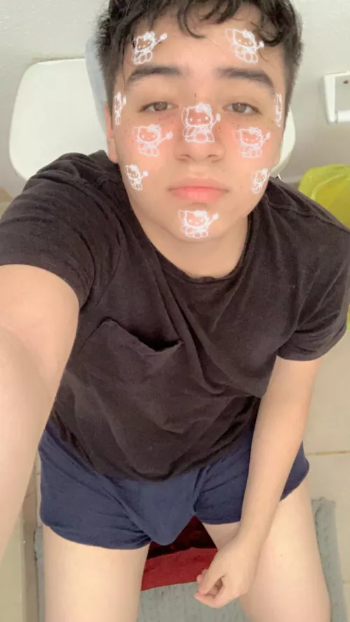 someone should feel my bulge