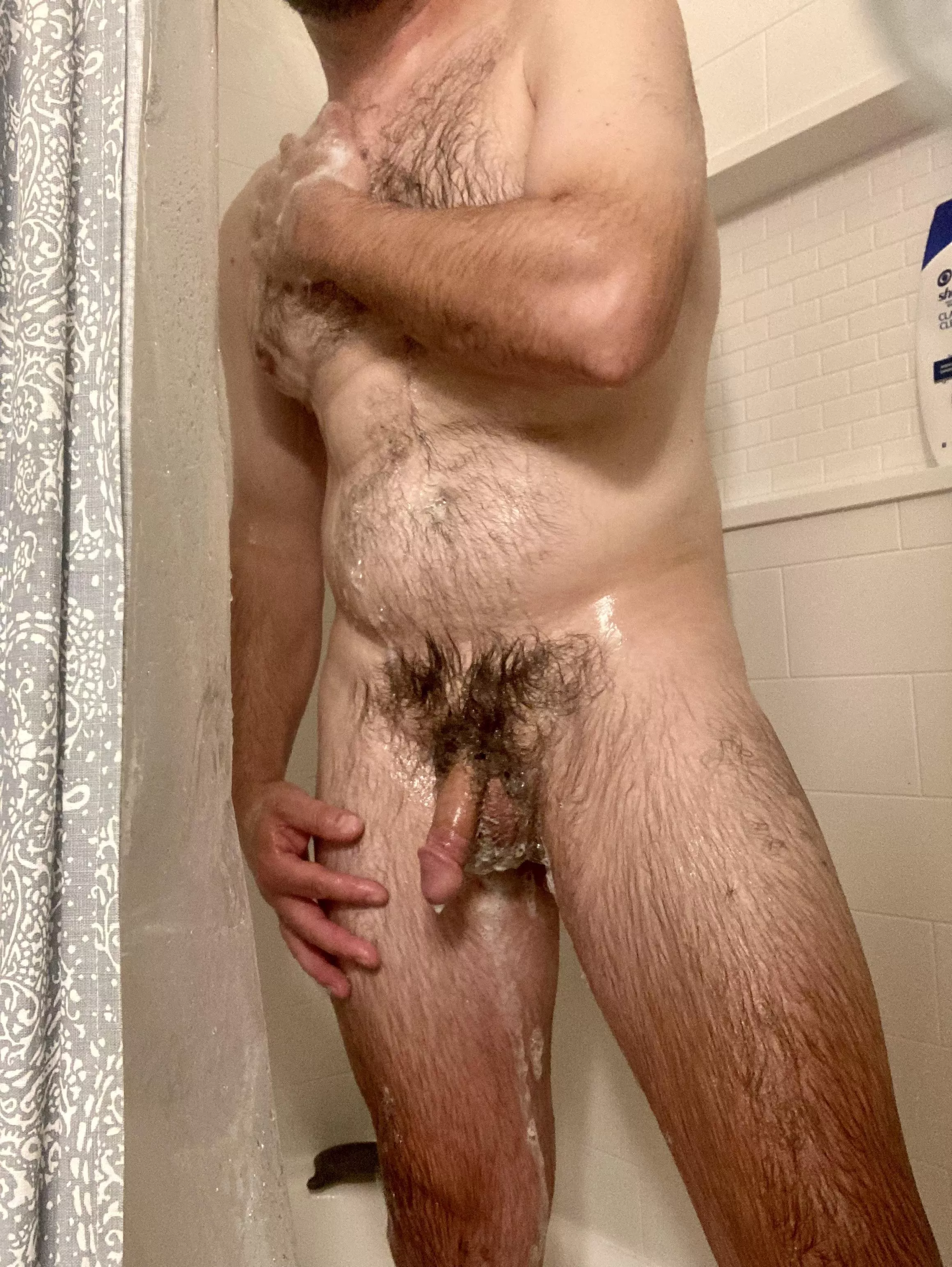 Could you pass me the shampoo?