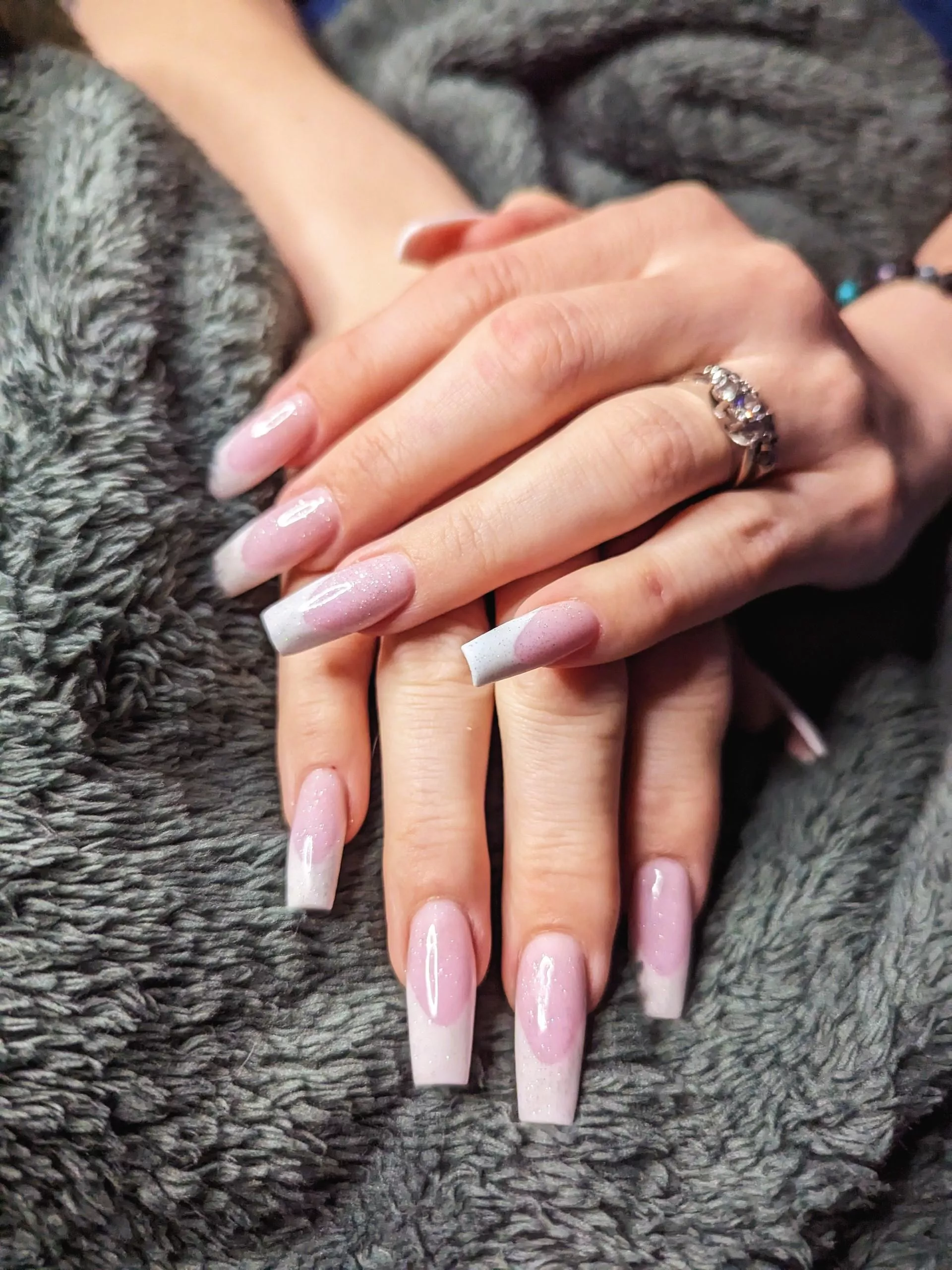 Does a classic French tip make you weak for me?
