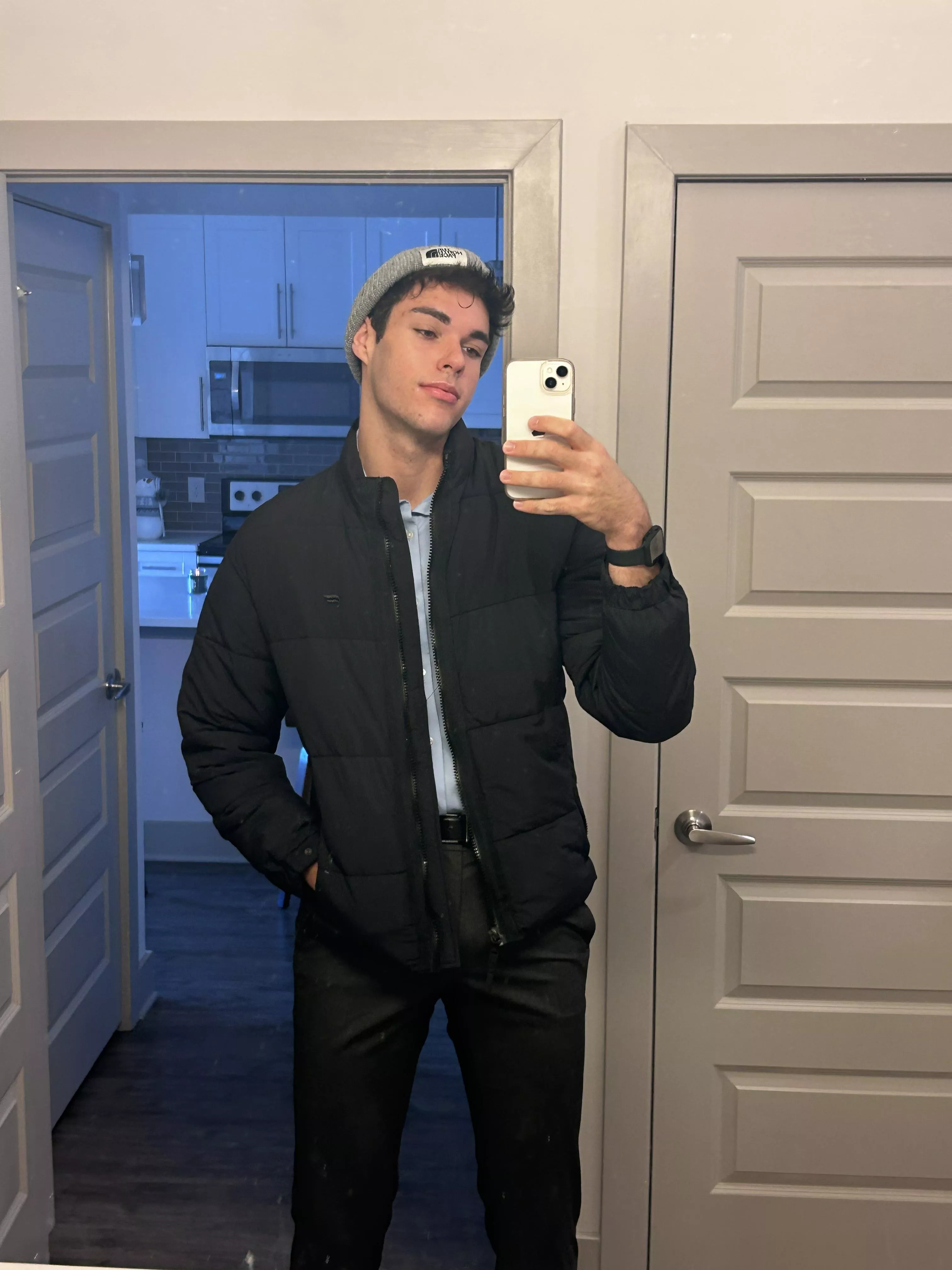 Happy first day of November! It’s so cold here ❄️